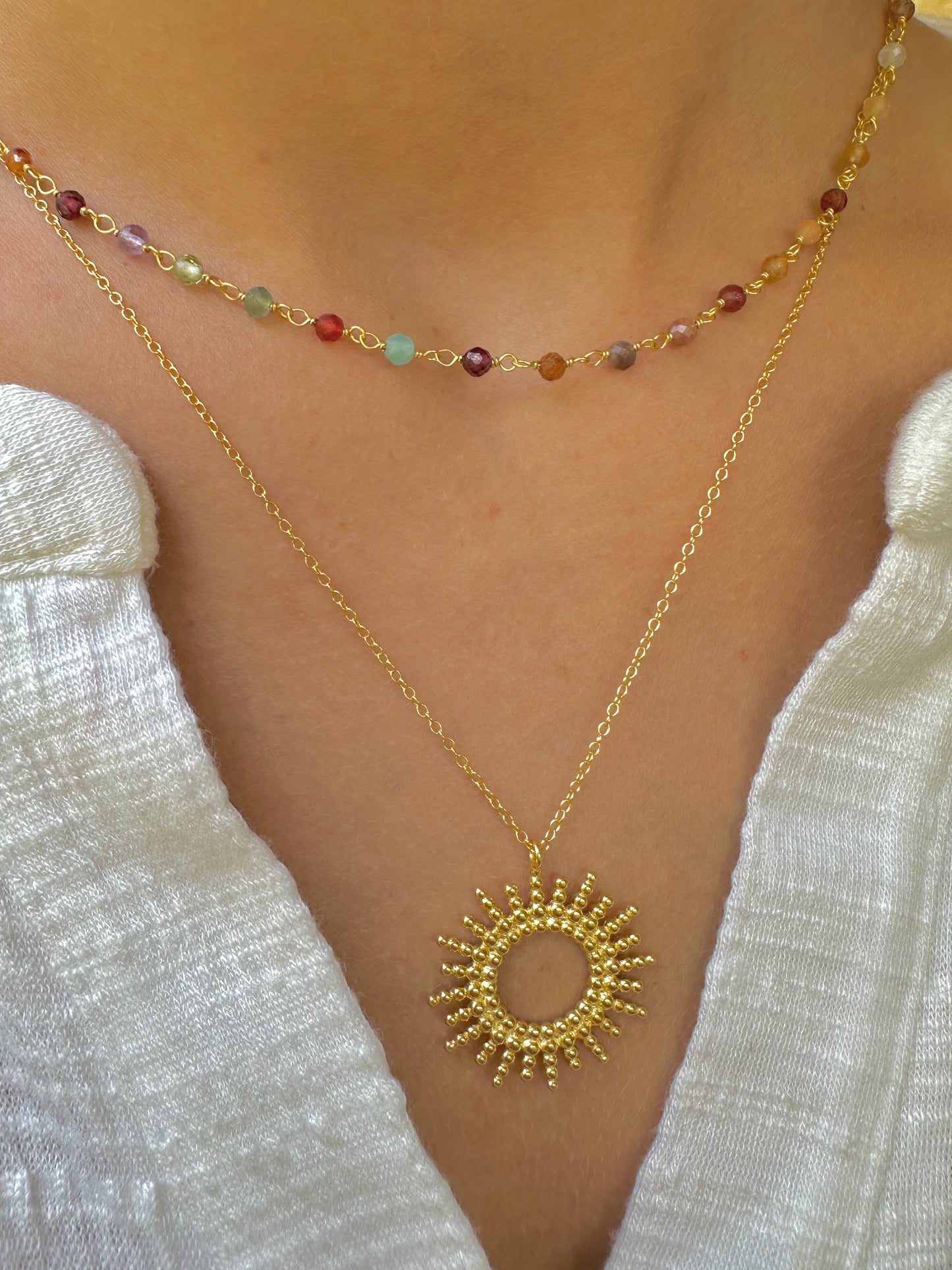 Collar Badalona oro - diferentes piedras