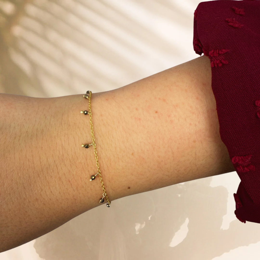 Premià gold bracelet - different stones