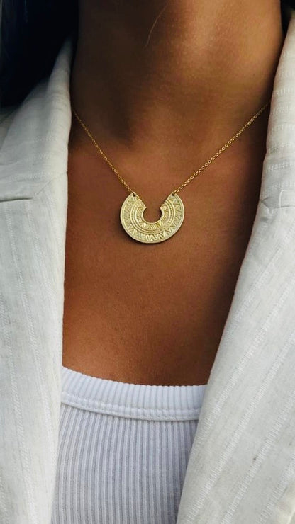 Collar inca